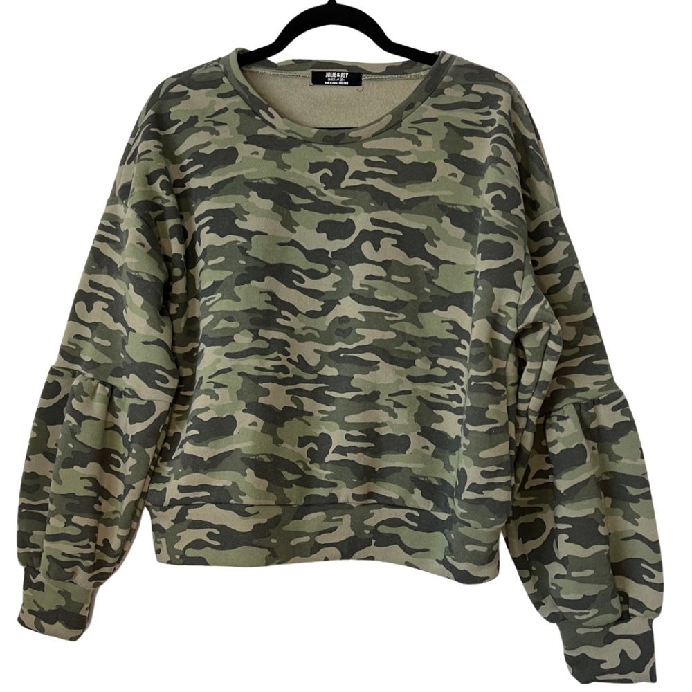 Cute camo hoodie with drop bishop sleeve sz Med